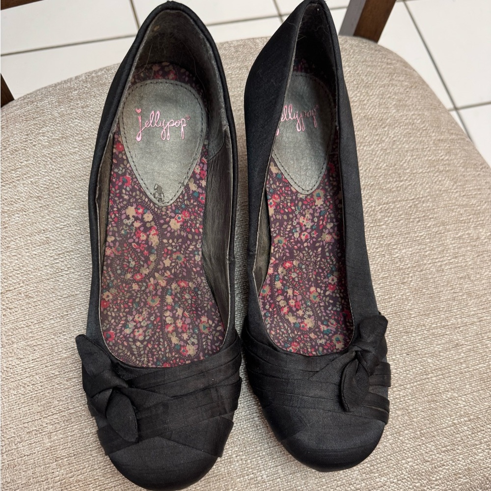 Jellypop Angel pumps, short heel, great condition, Size 9.5